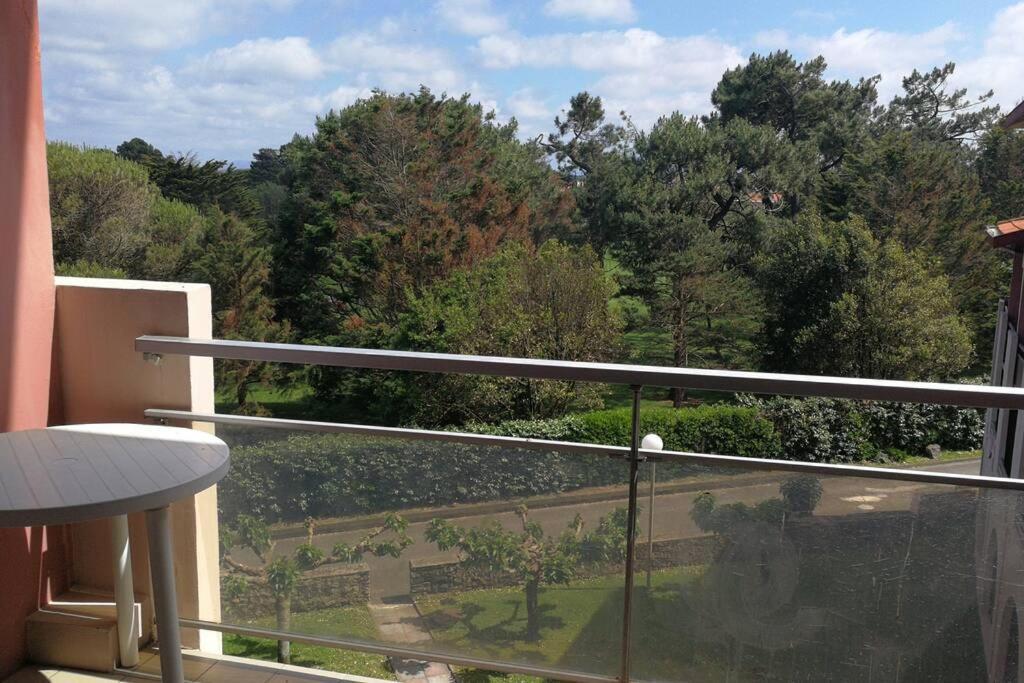 T2 Avec Piscine Idéalement Situé - Aperçu Appartement